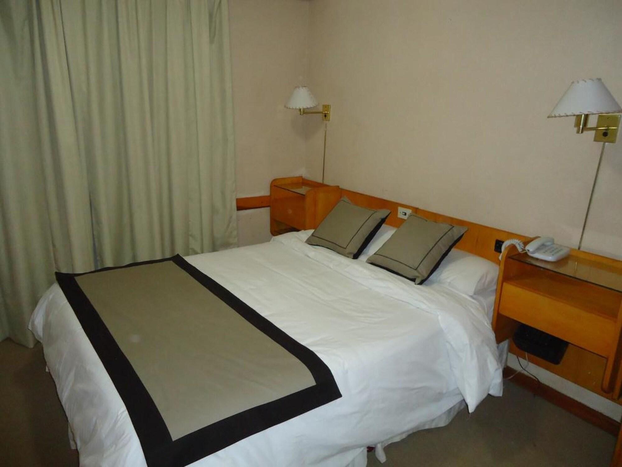 Hotel Tehuelche Esquel Εξωτερικό φωτογραφία