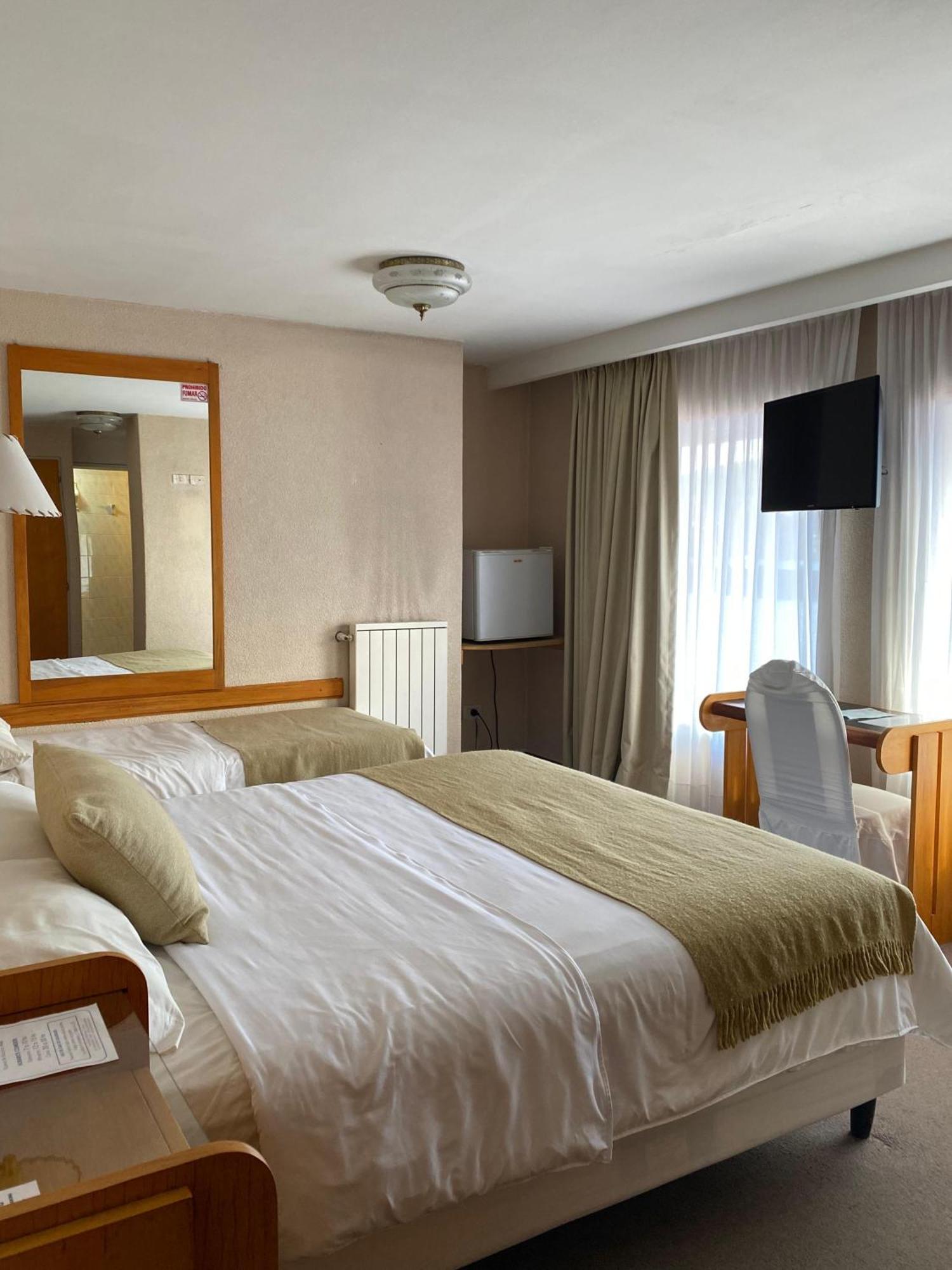 Hotel Tehuelche Esquel Εξωτερικό φωτογραφία